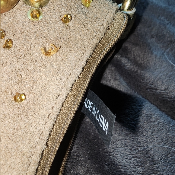 New BEBE Sequin Beads Heart Shaped Faux Leather Wristlet Zippered Bag Tassel Zip - Picture 11 of 16